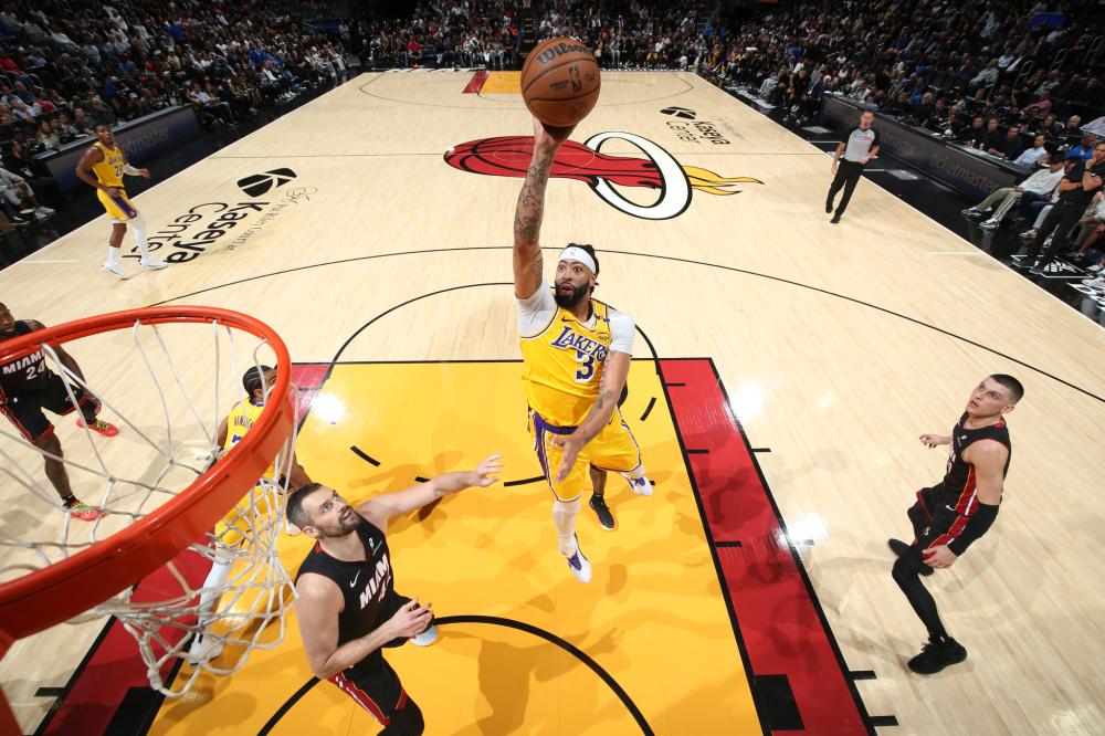 西甲 第2轮，皇家奥维耶多0比3皇马